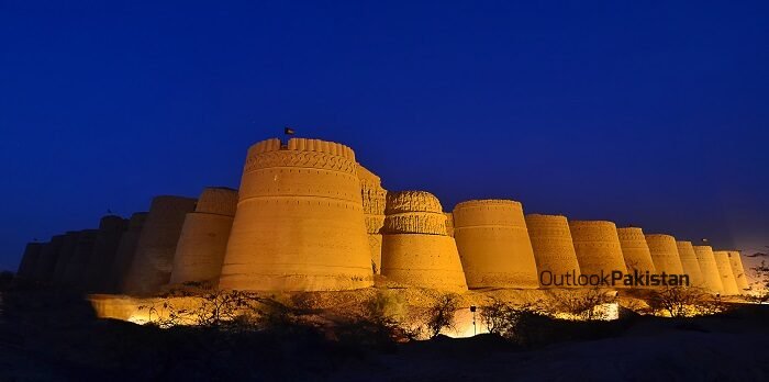 Darawar fort in bahawalpur