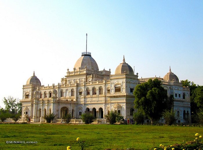 Noor Mahal in bahawalpur