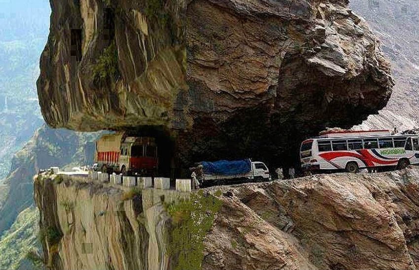 Gilgit Skardu Road