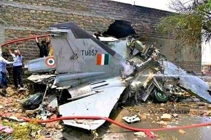 Indian plane shot by pakistan airforce