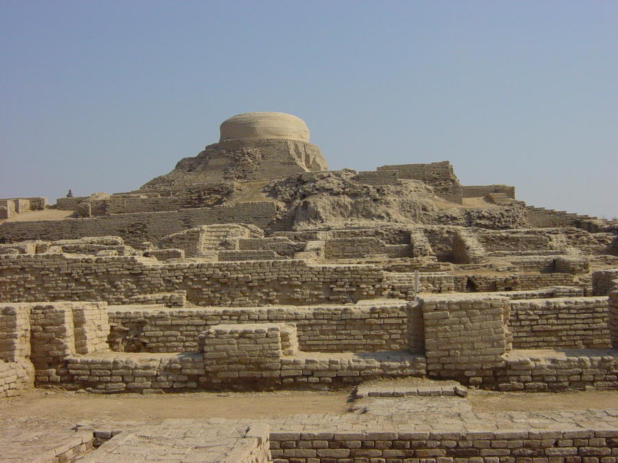 Archaeological Ruins at Moenjodaro in interesting facts about pakistan